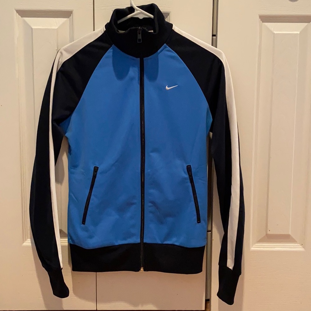 NWOT Nike track jacket